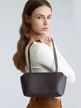 Parker E/W  Tote Tote Black  ( 30% Off )